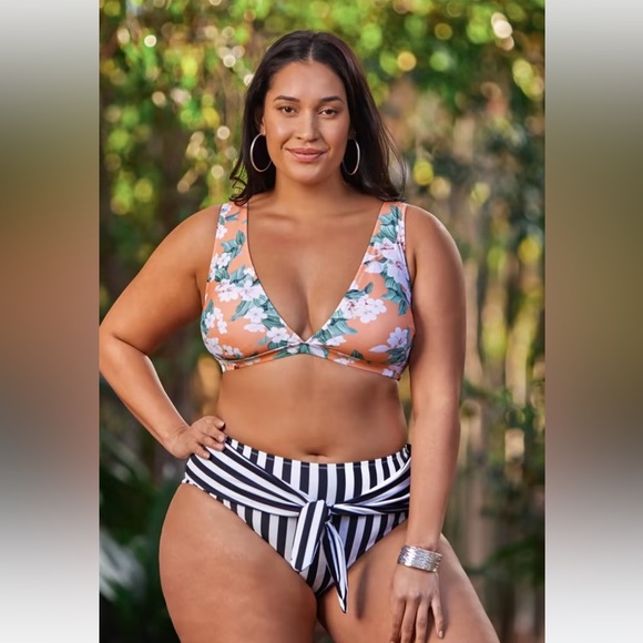 NWT Cupshe Floral and Striped Plus Size Bikini - Picture 1 of 3